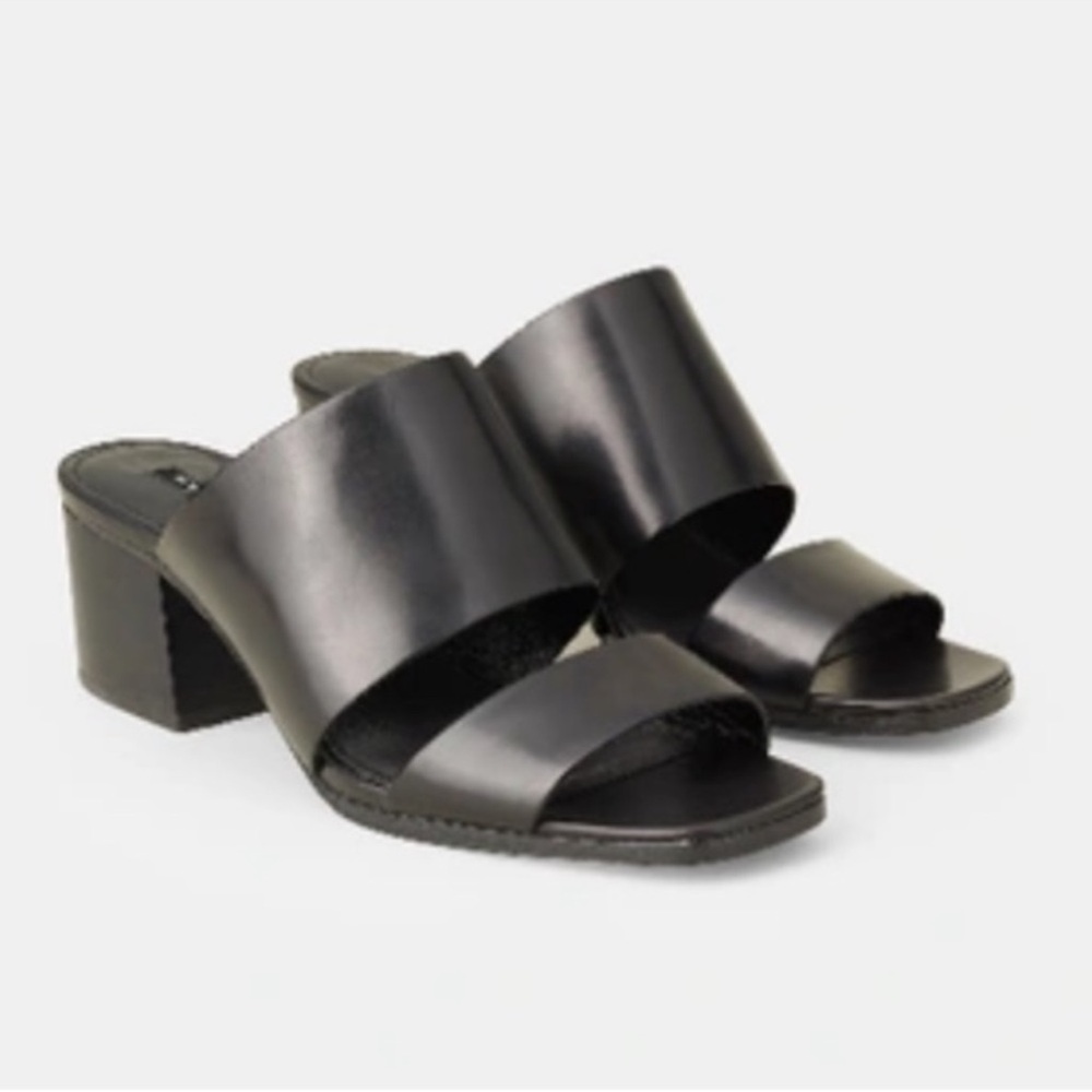 Lafayette 148 NY Slip On Sandals Sz 8.5 Black Donya Leather Mule NWOB